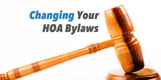 CHANGING THE GOVERNING DOCUMENTS OF A HOMEOWNERS / CONDO ASSOCIATION